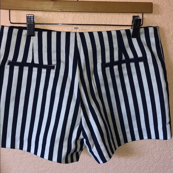 Shorts - Picture 2 of 2